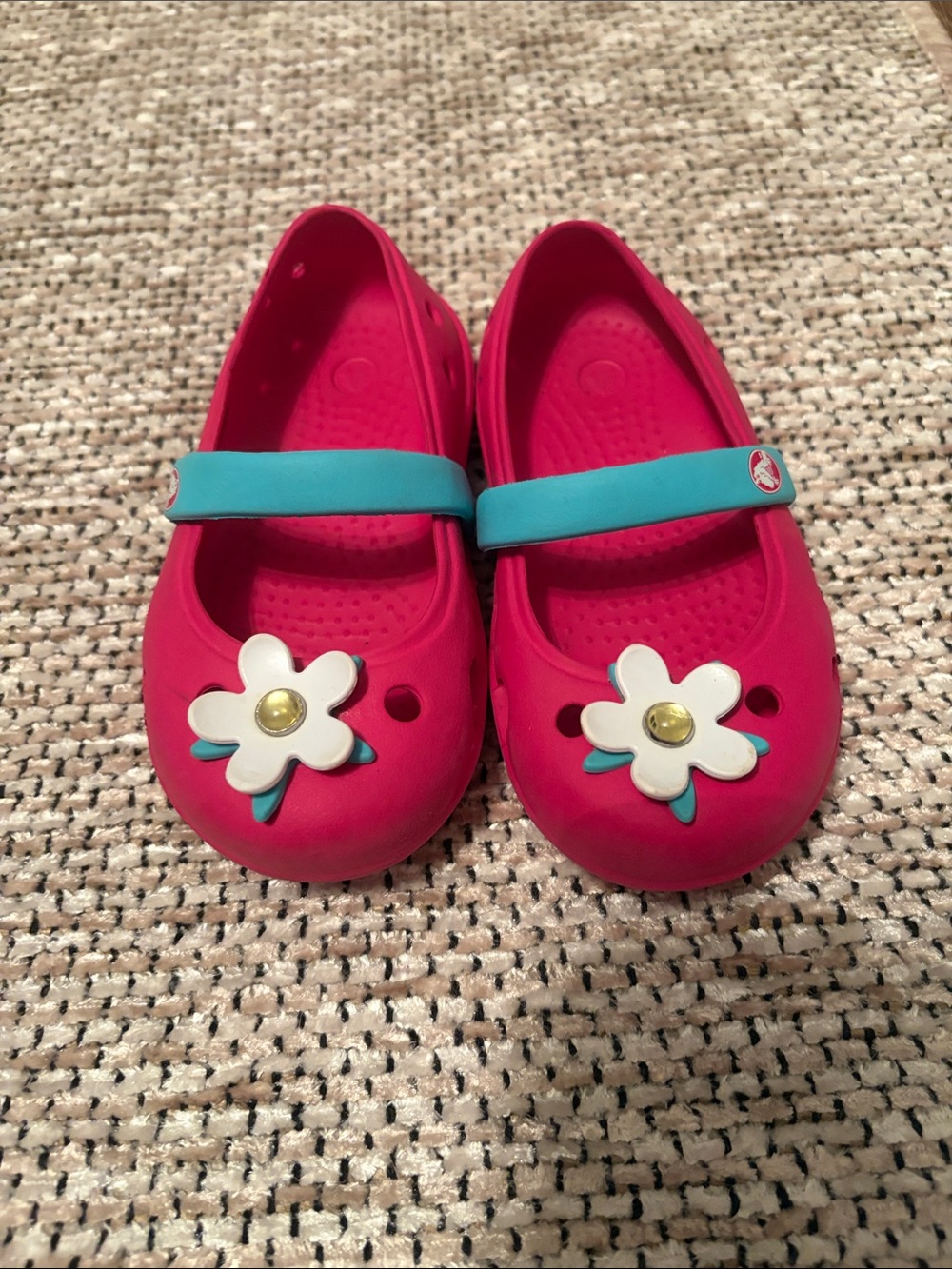 CROCS Pink Mary Jane Sandals with Teal Strap and White Flower